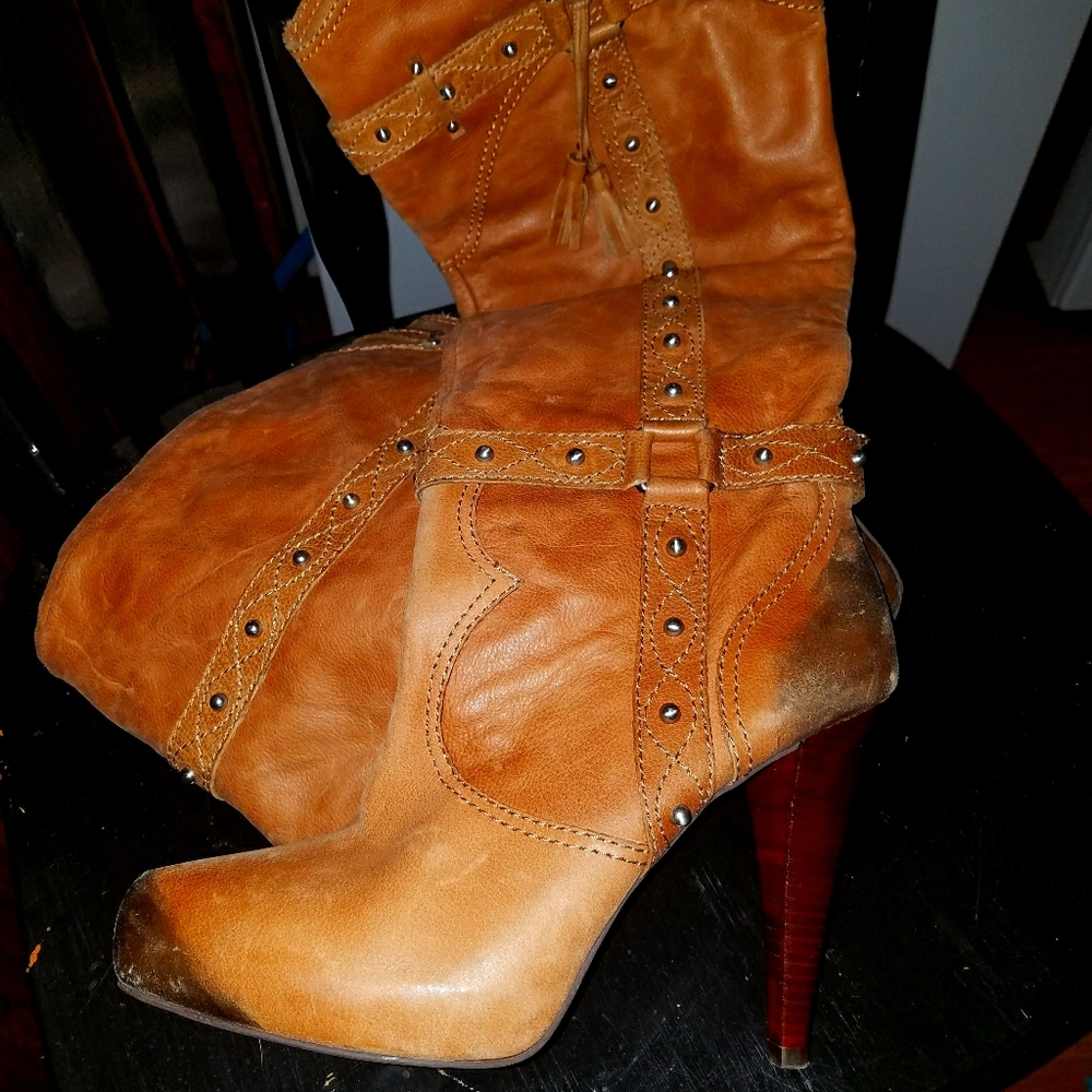 Womans boots